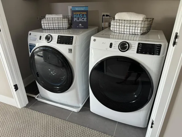 $3,199 | 1526 Albany Street, Grayslake, IL 60030