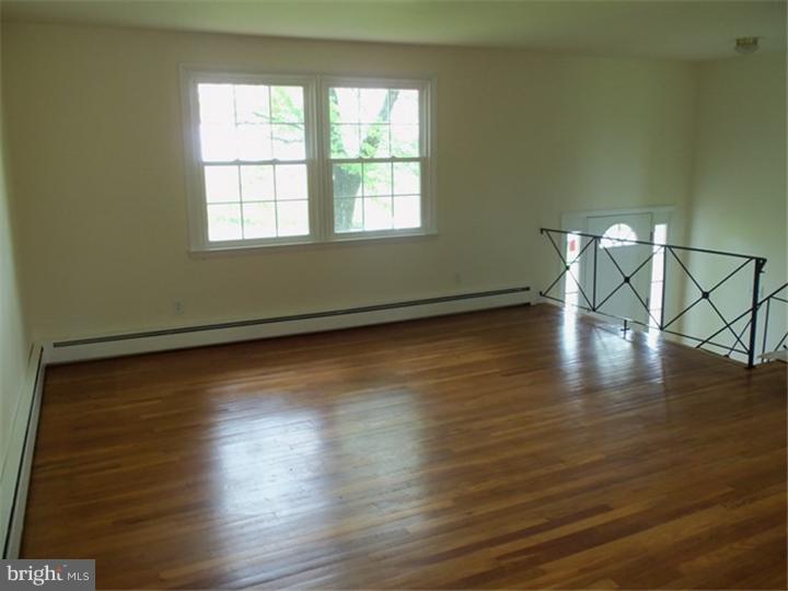 1641 County Line Road Bechtelsville, PA 19505 - Photo 3 of 25 Gallery Image 3