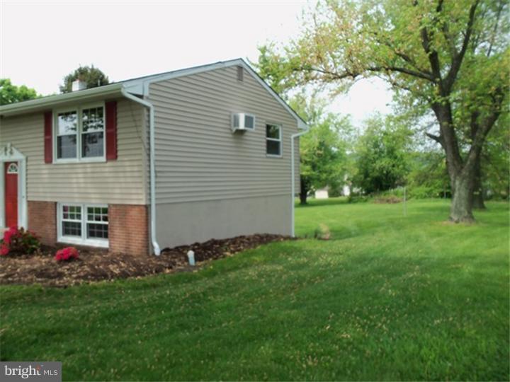 1641 County Line Road Bechtelsville, PA 19505 - Photo 6 of 25 Gallery Image 6