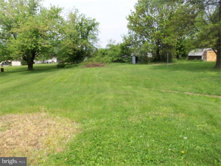 1641 County Line Road Bechtelsville, PA 19505 - Photo 8 of 25 Gallery Image 8