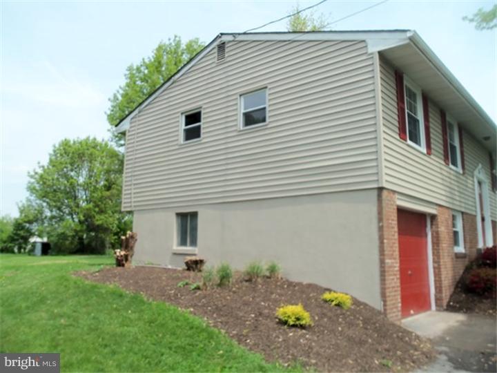 1641 County Line Road Bechtelsville, PA 19505 - Photo 9 of 25 Gallery Image 9