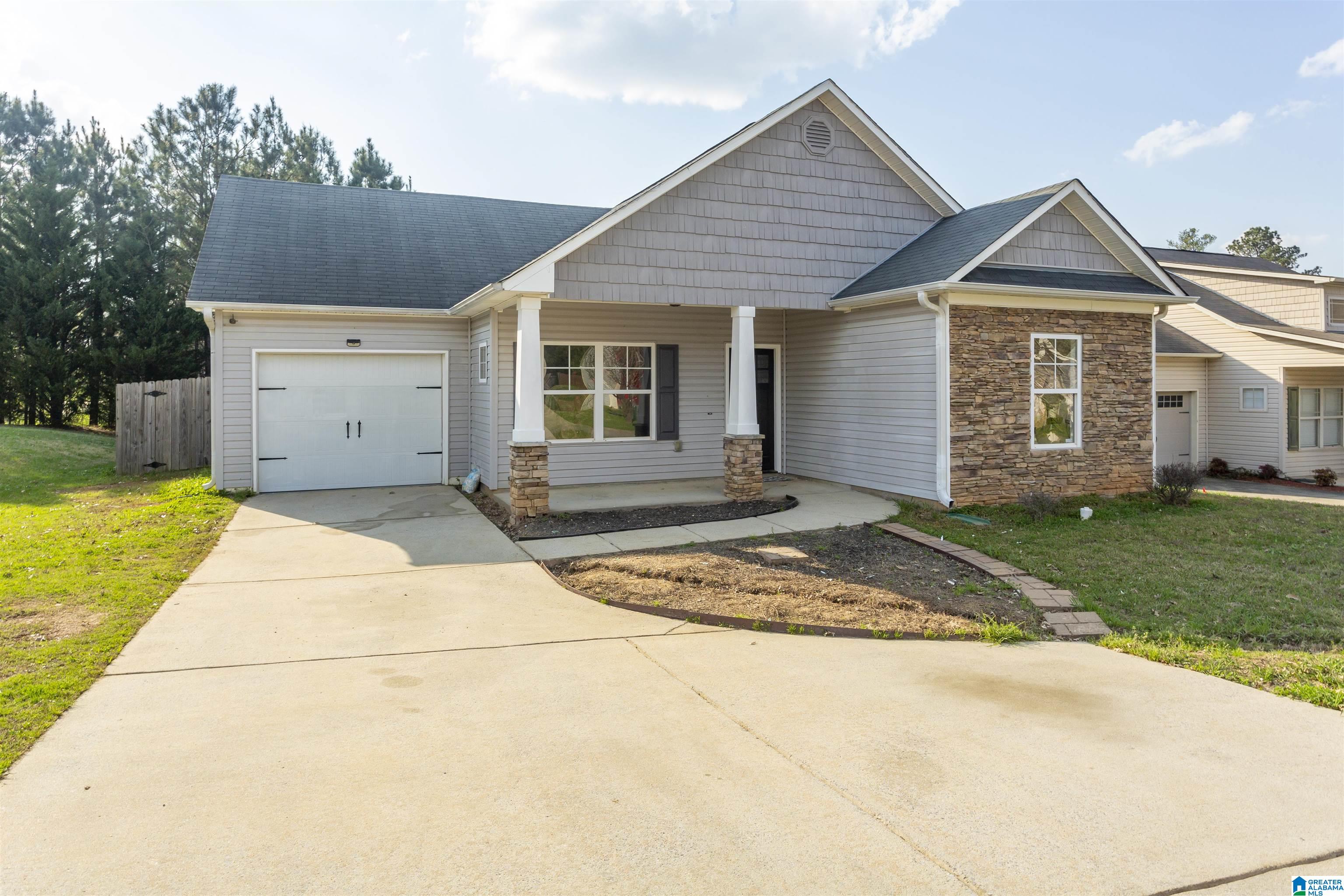 116 Enclave Avenue Calera, AL 35040 - Photo 2 of 37