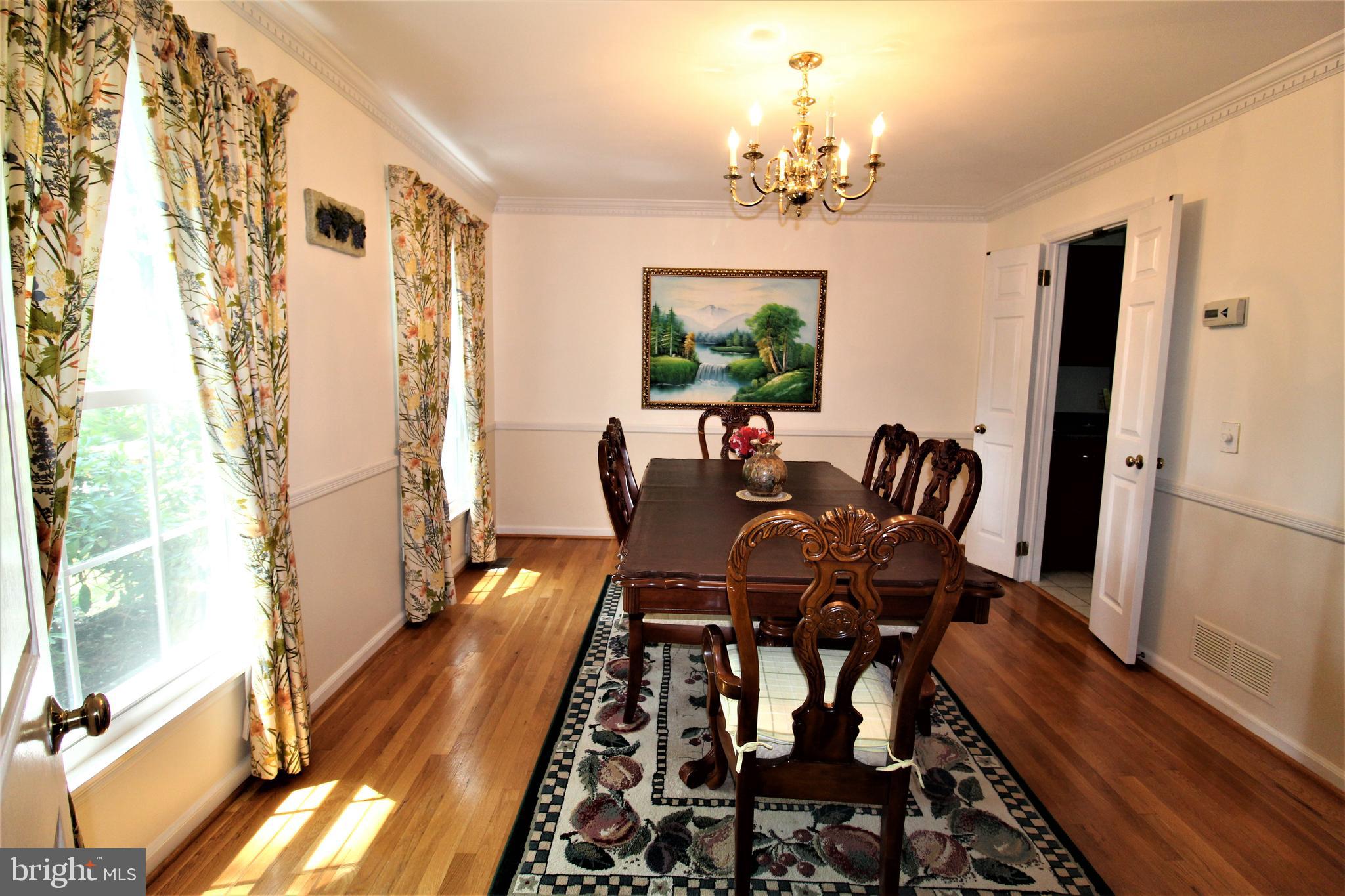 232 Village Road East Princeton Junction, NJ 08550 - Photo 8 of 34 Molding & chair railing