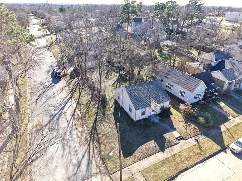 1000 West Morgan Street Denison, TX 75020 - Photo 30 of 30 Aerial view of residential area