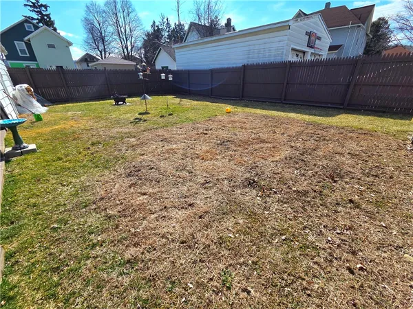 $129,900 | 479 South Avenue, Elmira, NY 14904