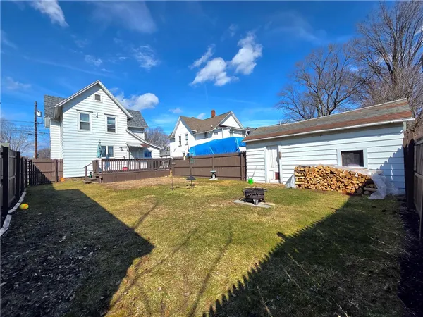 $129,900 | 479 South Avenue, Elmira, NY 14904