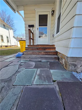$129,900 | 479 South Avenue, Elmira, NY 14904