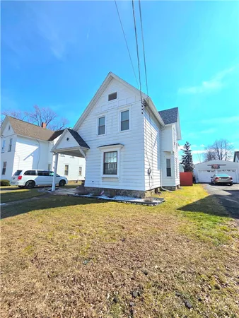 $129,900 | 479 South Avenue, Elmira, NY 14904
