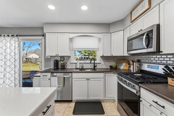 $339,000 | 4 Essex Drive, Egg Harbor Township, NJ 08234