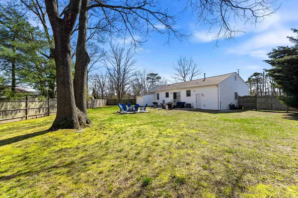$339,000 | 4 Essex Drive, Egg Harbor Township, NJ 08234