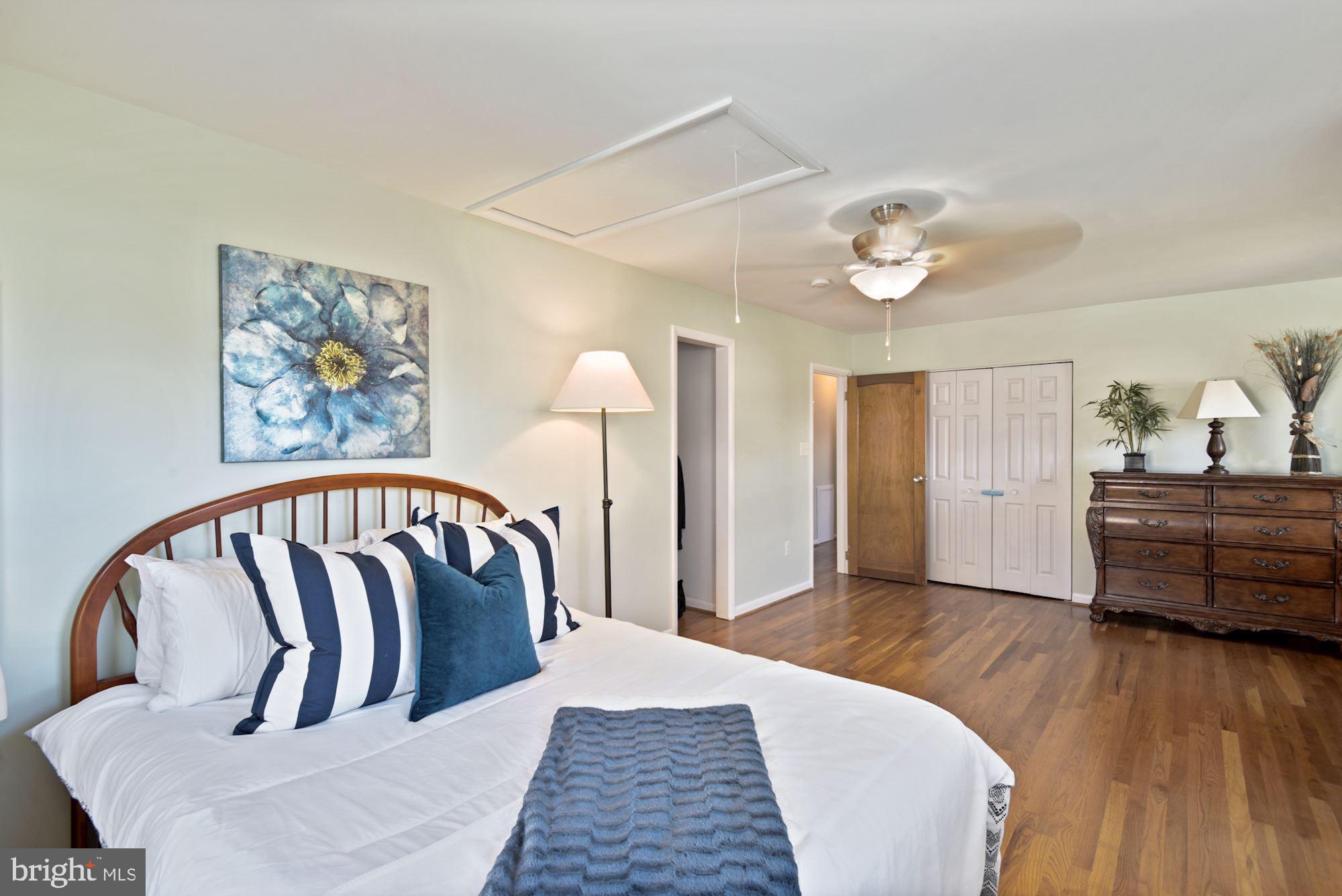 8820 Fort Hunt Road Alexandria, VA 22308 - Photo 26 of 36 Bedroom