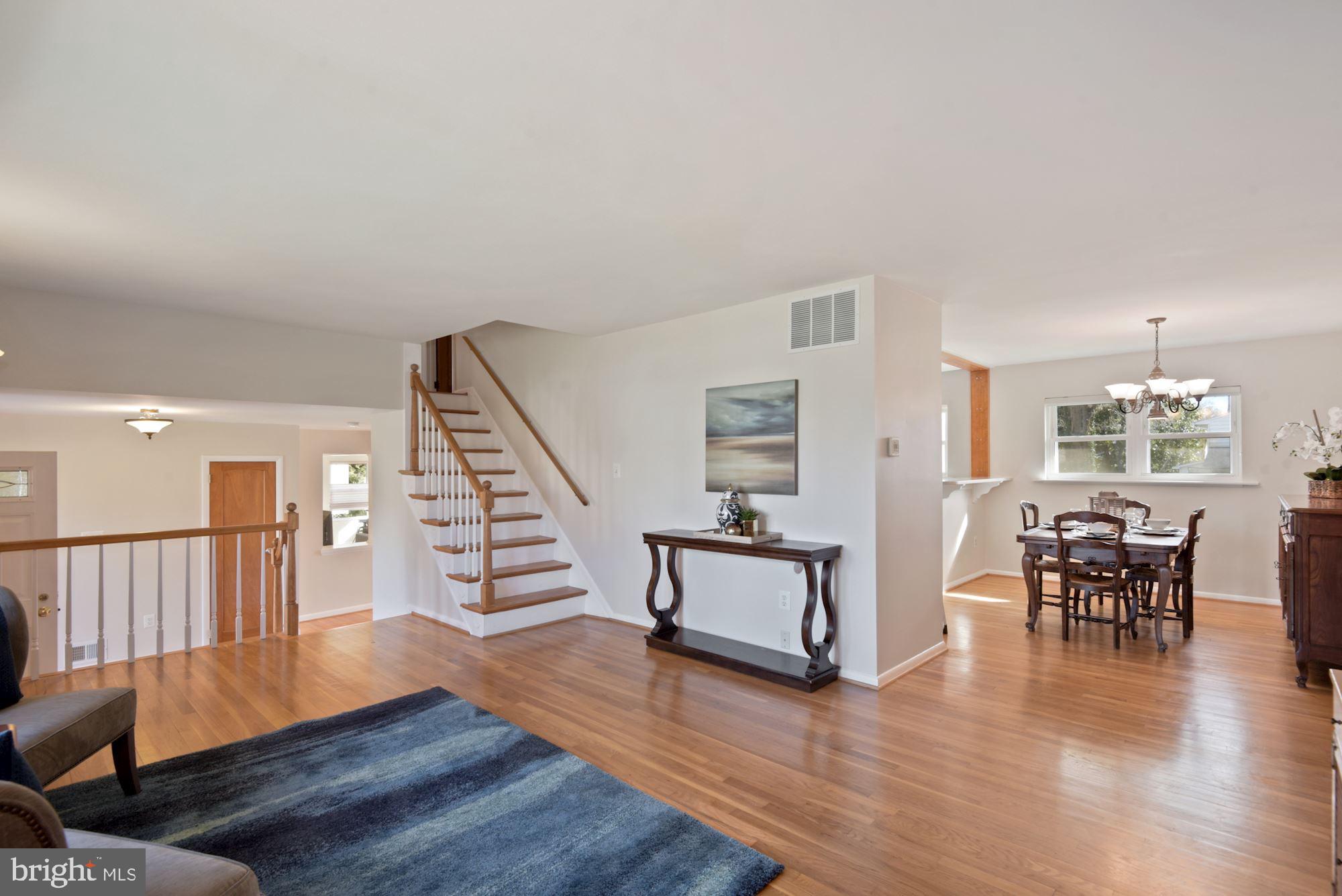 Open floorpan!