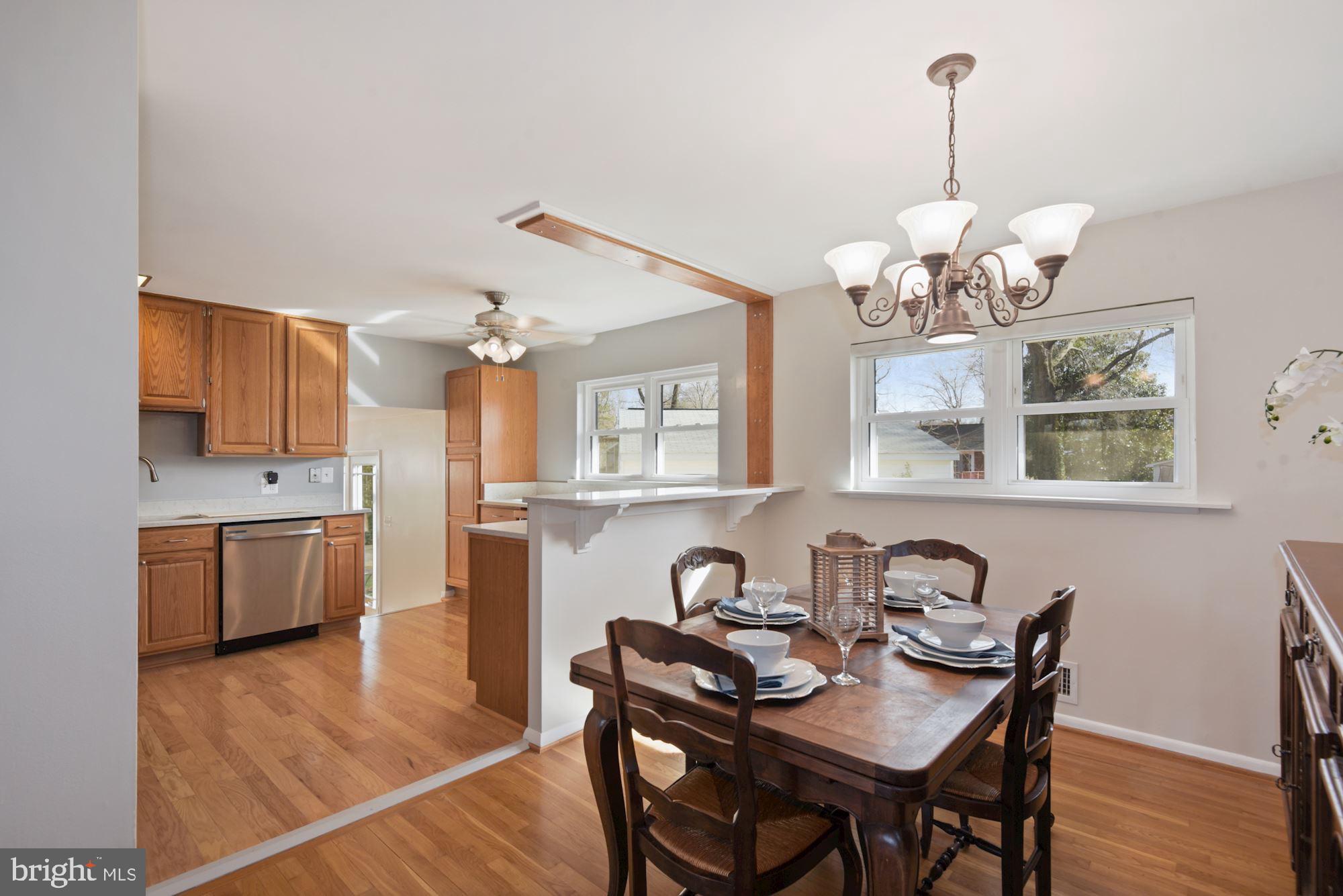 8820 Fort Hunt Road Alexandria, VA 22308 - Photo 8 of 36 Sunny kitchen adjoining dining room.