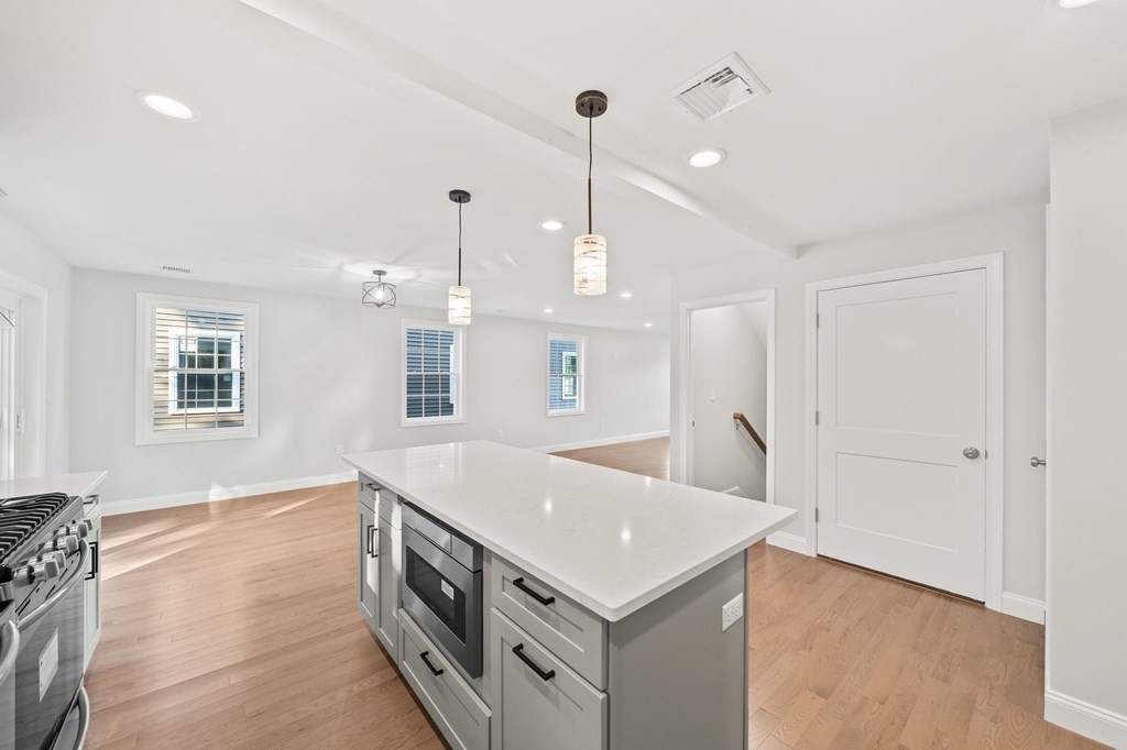 10 Toscano Way, Unit 10 Randolph, MA 02368 - Photo 7 of 24