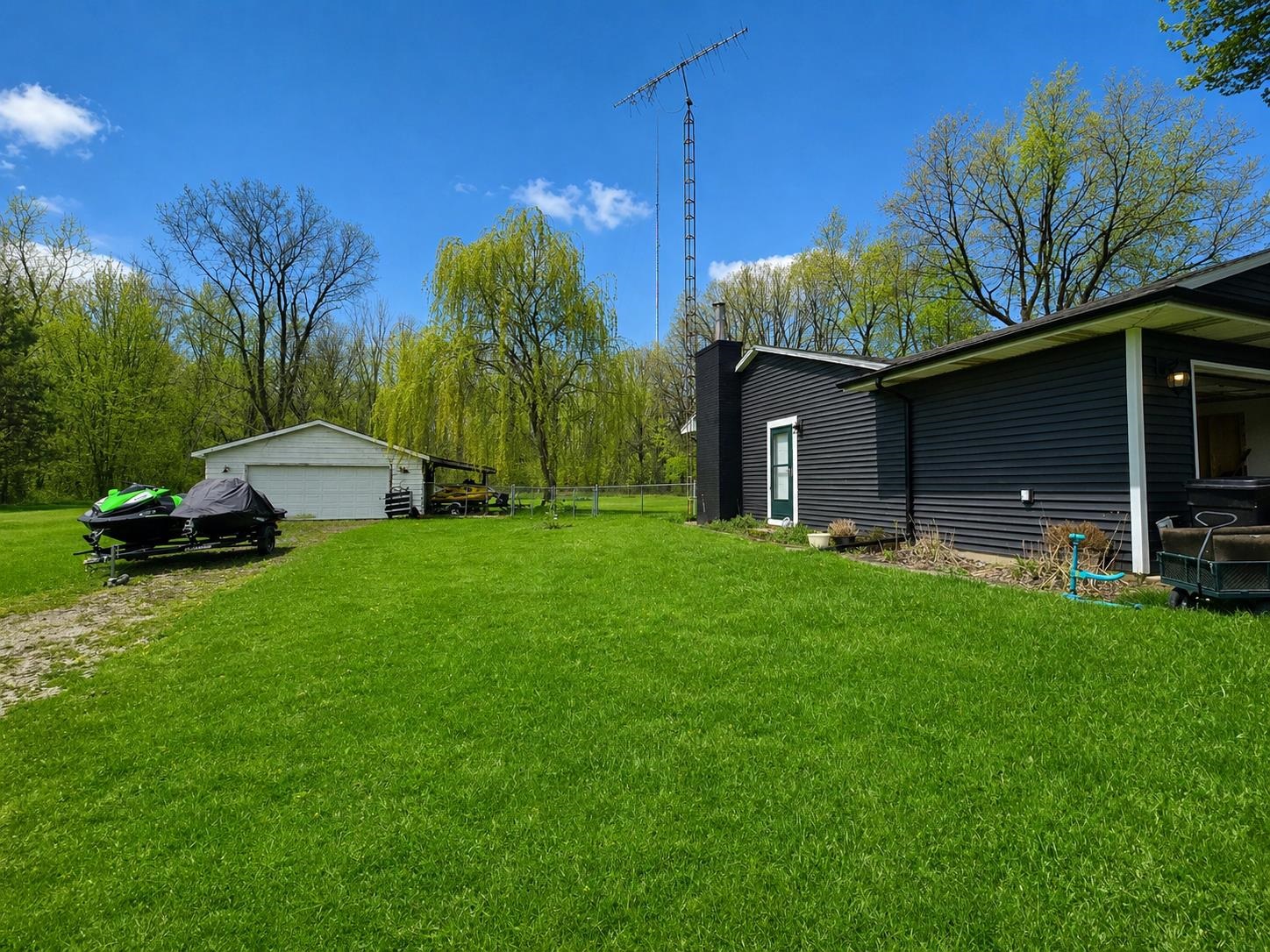 2123 West Willard Road Clio, MI 48420 - Photo 2 of 33