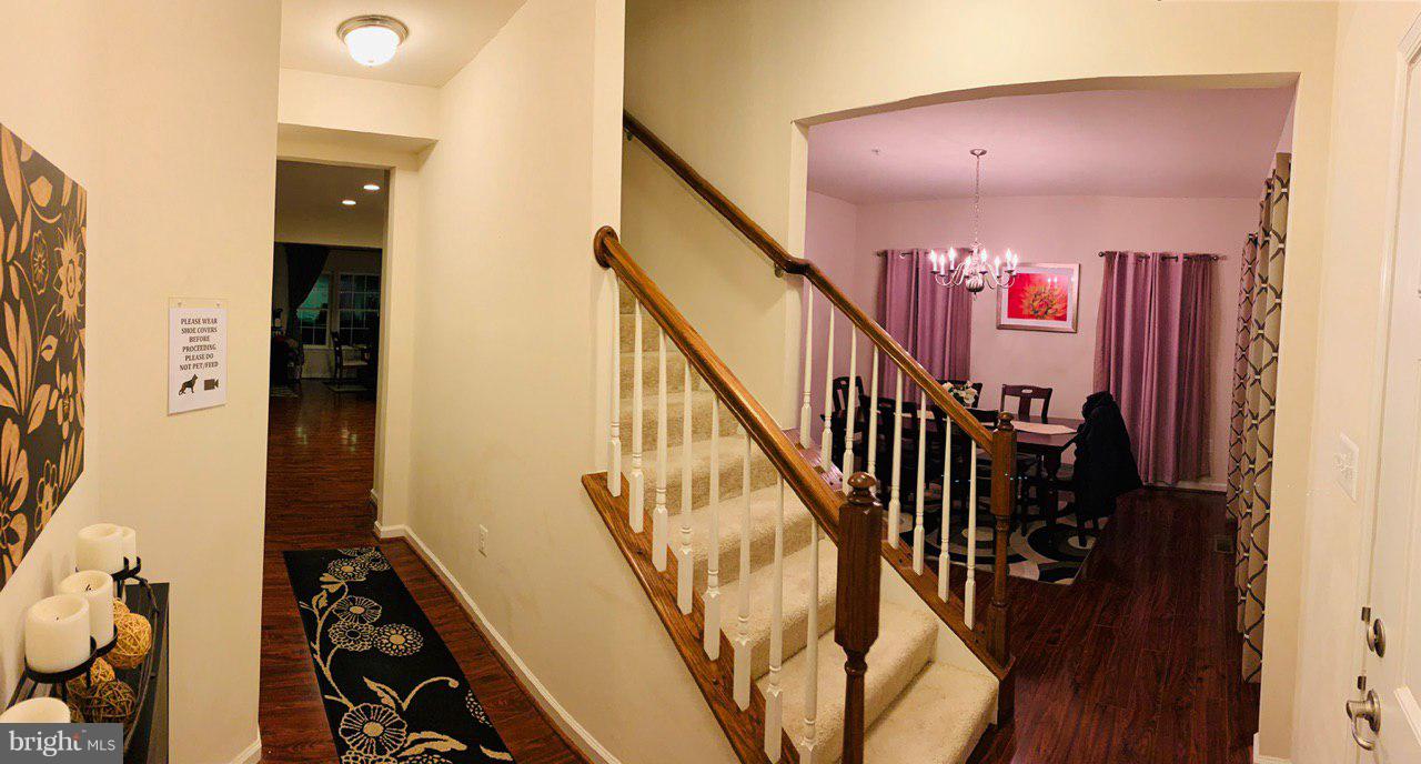 14315 Lusby Ridge Road Accokeek, MD 20607 - Photo 2 of 32 Foyer Entry