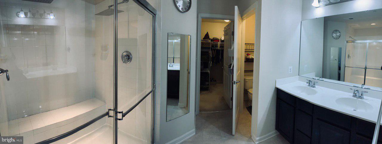 14315 Lusby Ridge Road Accokeek, MD 20607 - Photo 23 of 32 Master Bath w/ Walk-in Closet