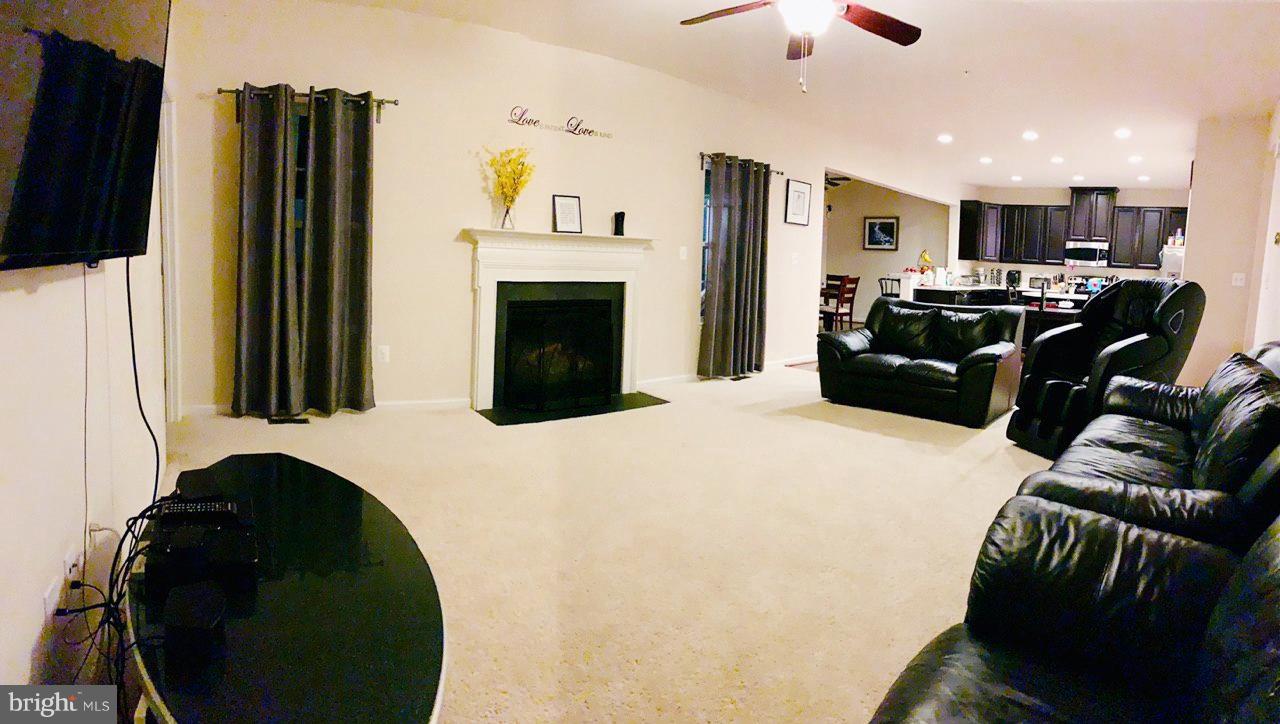 14315 Lusby Ridge Road Accokeek, MD 20607 - Photo 8 of 32 Family Room