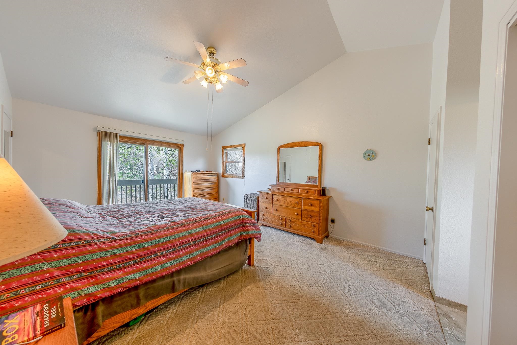 733-35 35 6/10 Road Palisade, CO 81526 - Photo 25 of 42 a bedroom with bed and window