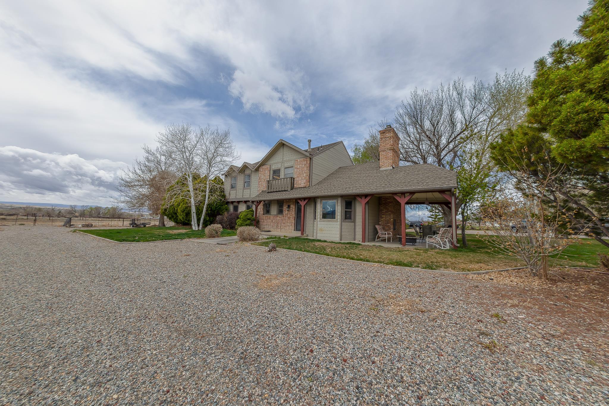 733-35 35 6/10 Road Palisade, CO 81526 - Photo 31 of 42 a front view of a house with a yard