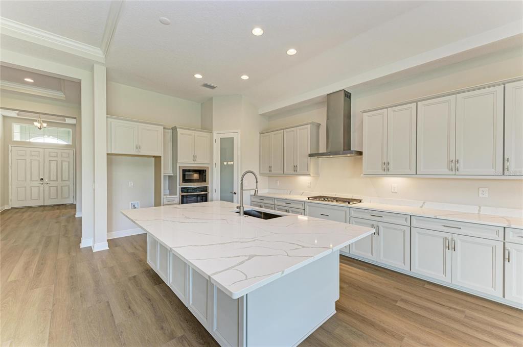 14924 Rider Pass Drive Lithia, FL 33547 - Photo 15 of 35