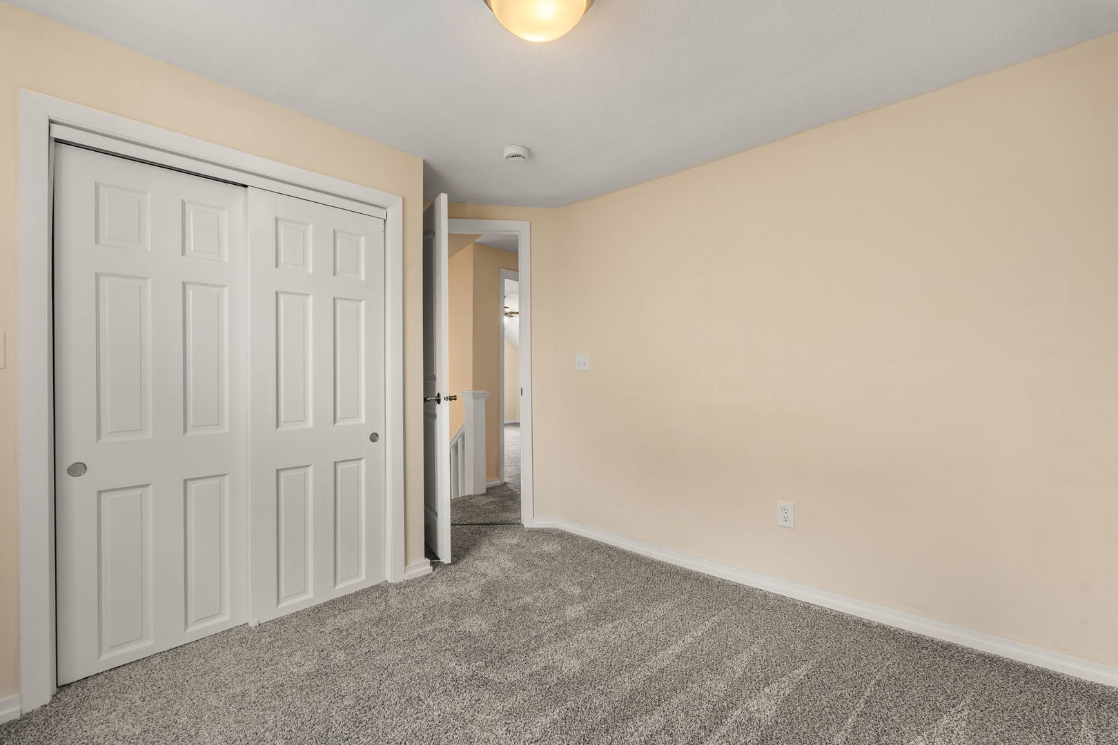 548 7th Avenue South Clinton, IA 52732 - Photo 18 of 23 a view of an empty room