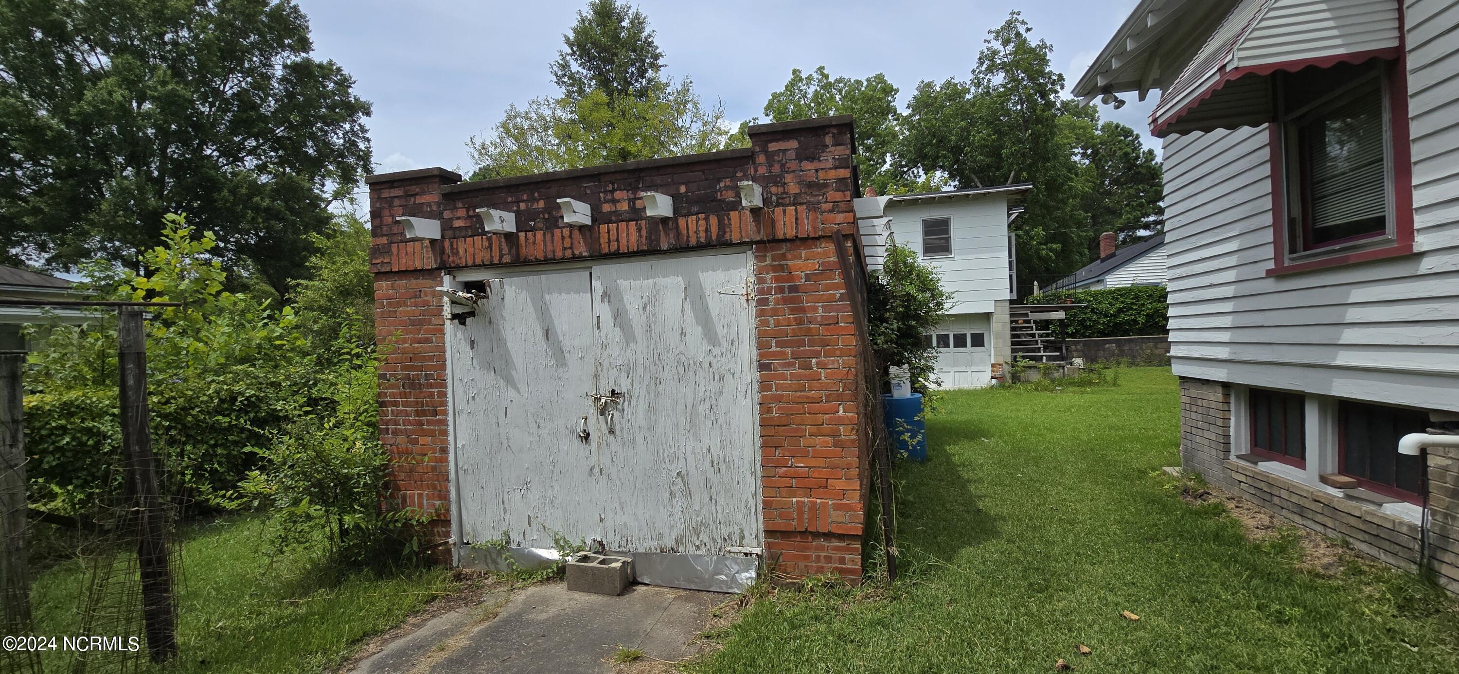 641 Second Street Ayden, NC 28513 - Photo 28 of 28 20240805_143319