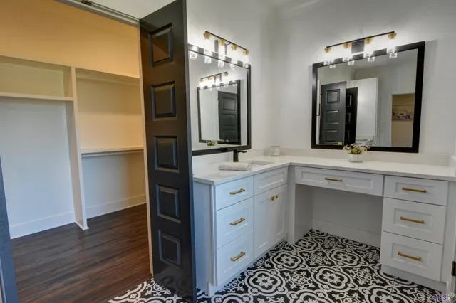 $468,000 | 245 Marion Drive, Baton Rouge, LA 70806