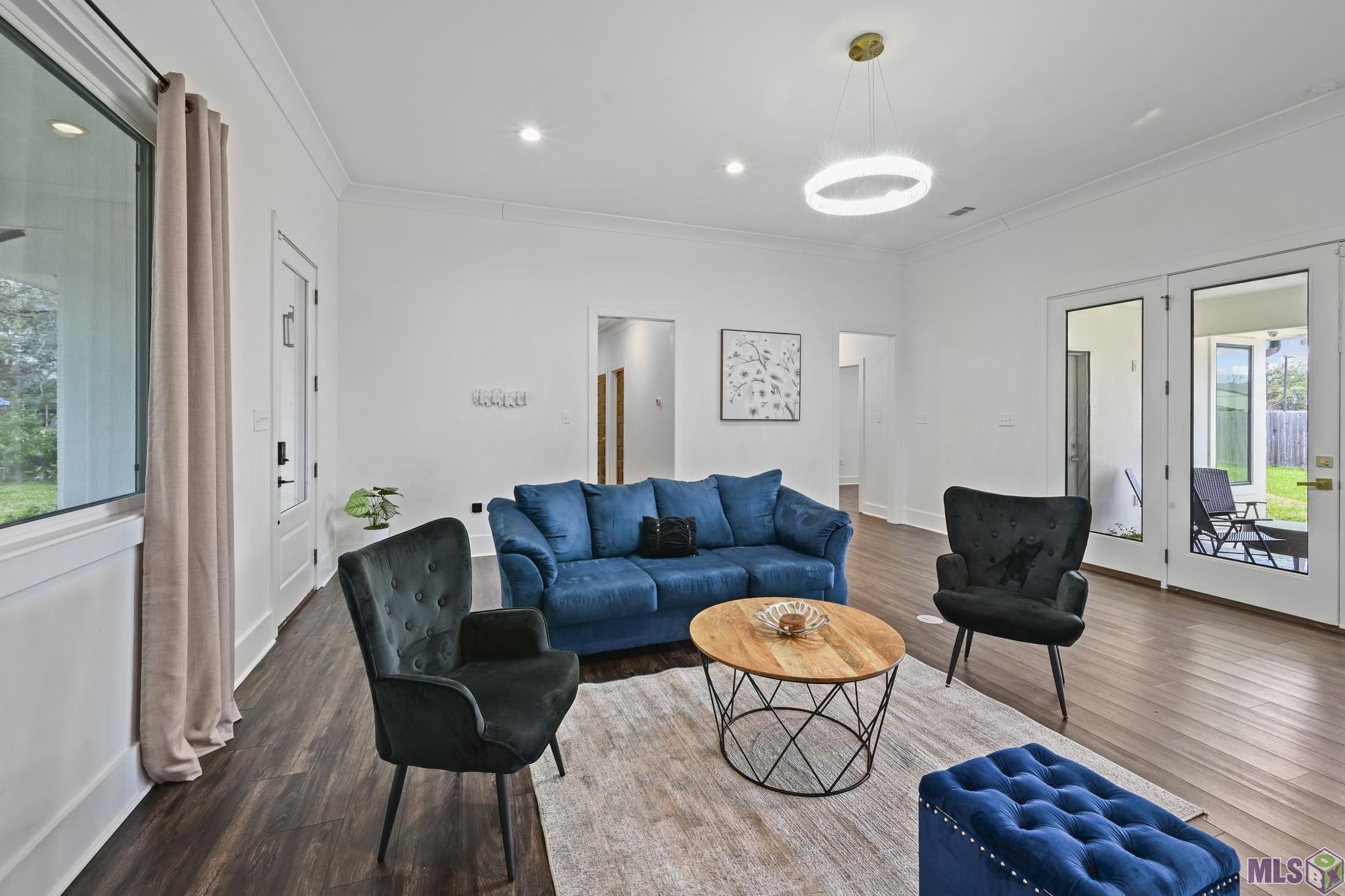 245 Marion Drive Baton Rouge, LA 70806 - Photo 3 of 16