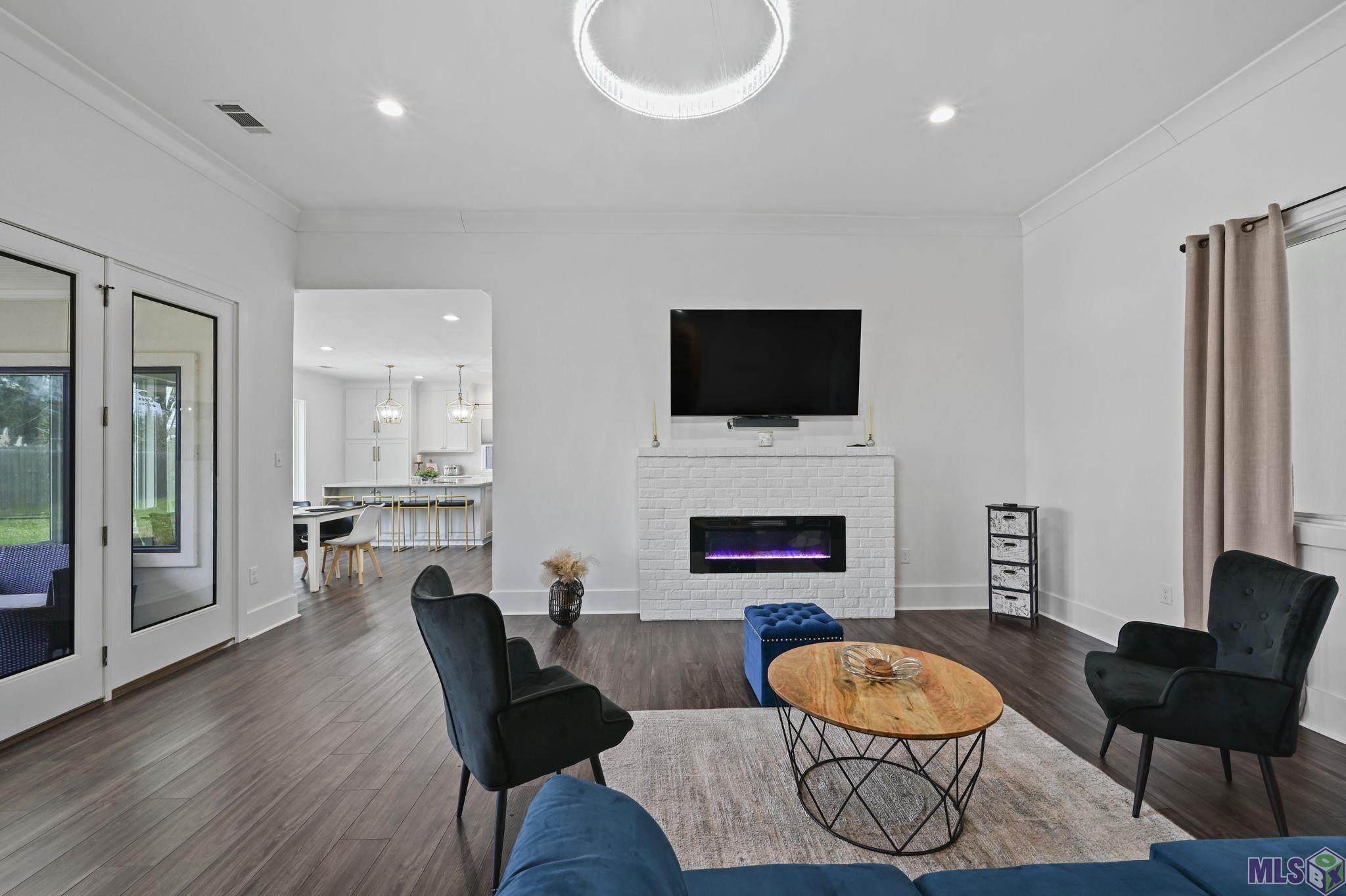 245 Marion Drive Baton Rouge, LA 70806 - Photo 4 of 16