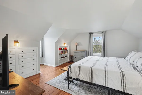 $300,000 | 702 Lorane Road, Reading, PA 19606