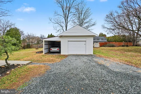 $300,000 | 702 Lorane Road, Reading, PA 19606