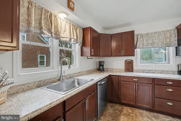 $300,000 | 702 Lorane Road, Reading, PA 19606