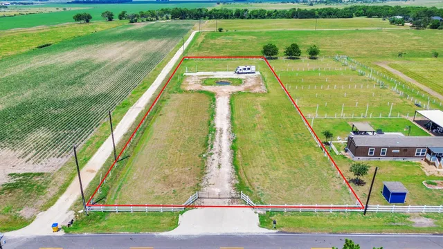 $160,000 | 801 Williams Road, East Bernard, TX 77435