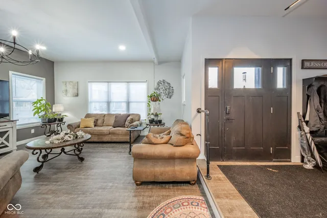 $480,000 | 1107 North Hamilton Avenue, Indianapolis, IN 46201