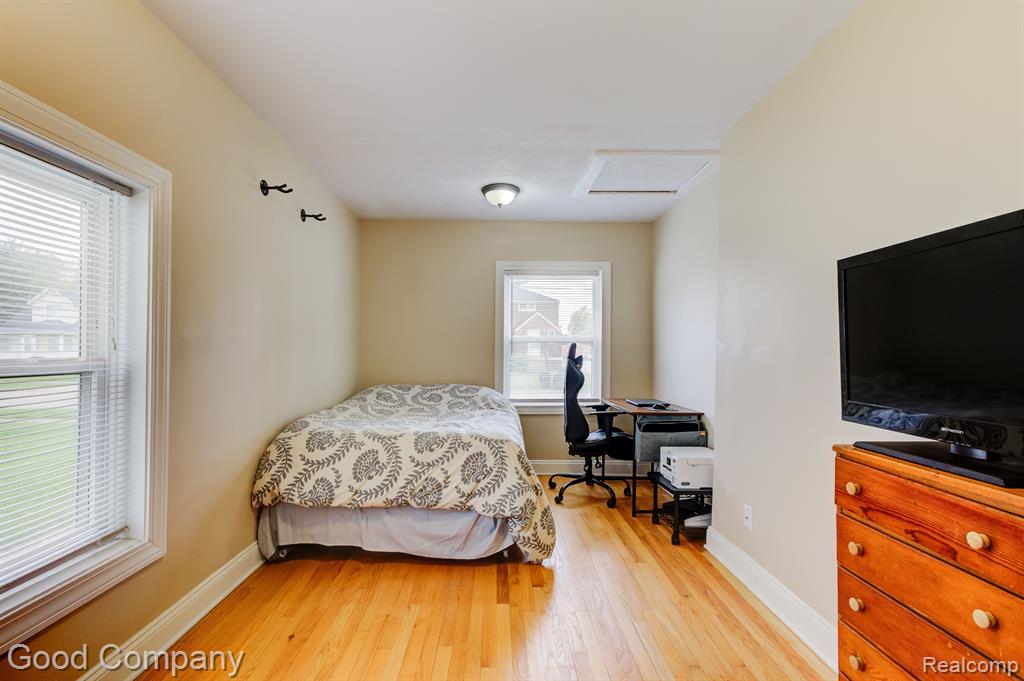 26280 Wolverine Street Madison Heights, MI 48071 - Photo 21 of 36