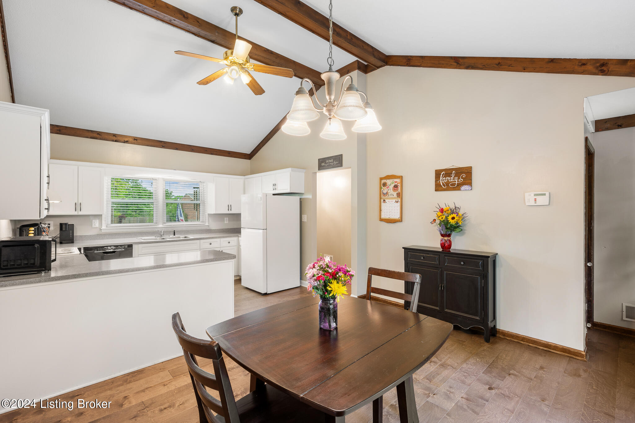 4321 Gaudet Road Louisville, KY 40299 - Photo 9 of 34 4321 Gaudet Rd-11