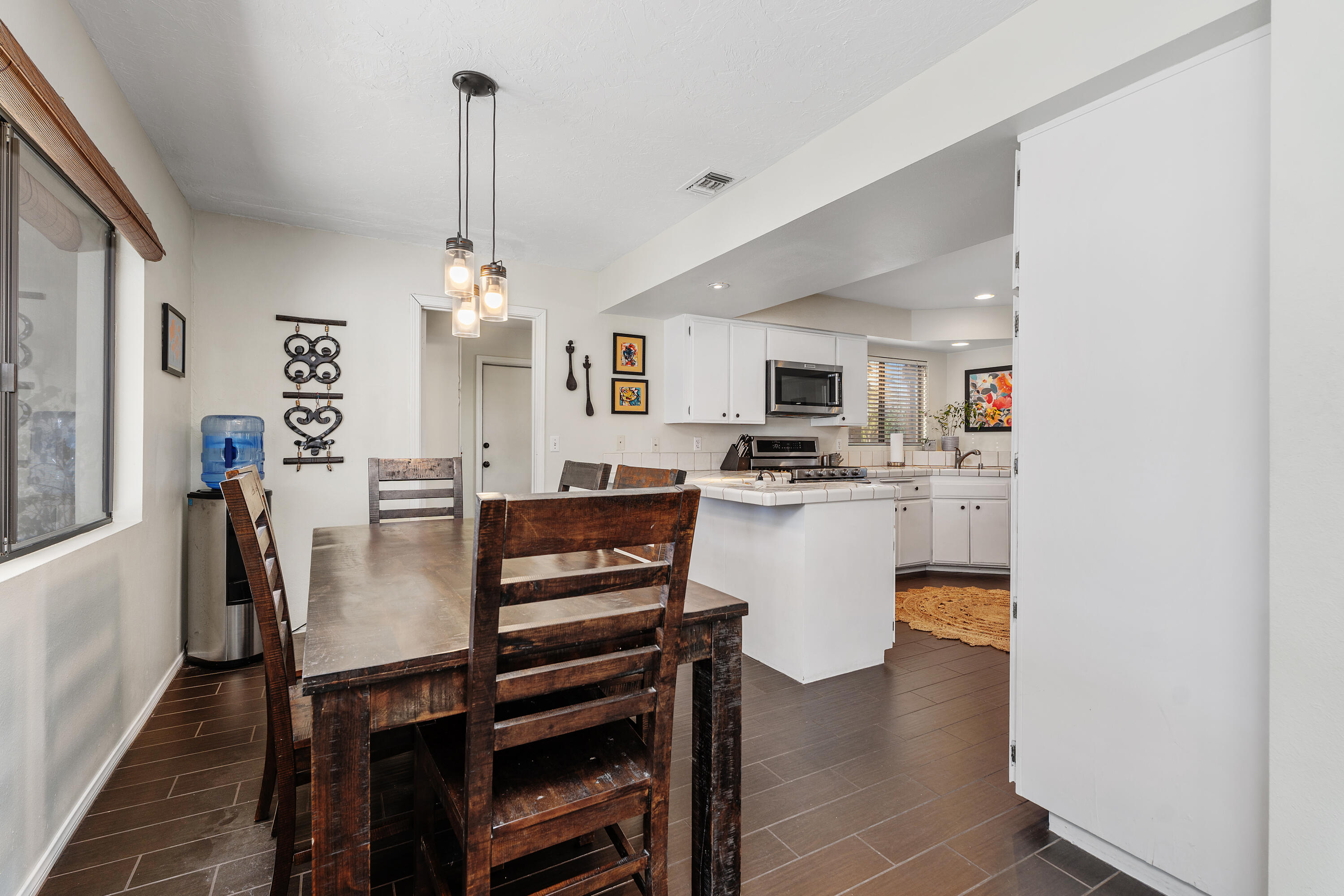 73915 Mountain View Avenue Palm Desert, CA 92260 - Photo 14 of 35 12_11930715_184241_184241-EI-112