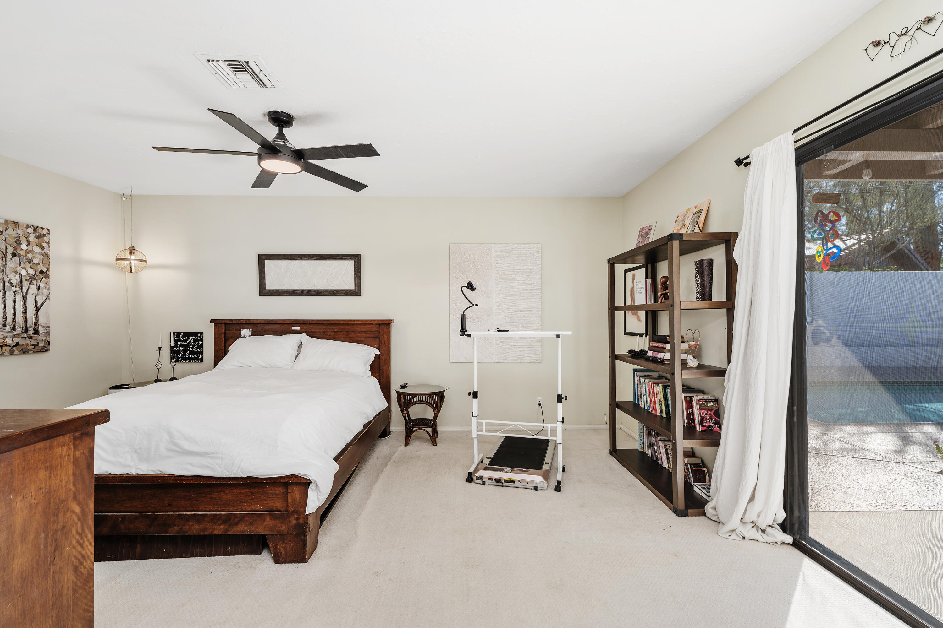 73915 Mountain View Avenue Palm Desert, CA 92260 - Photo 25 of 35 25_11930728_184241_184241-EI-125