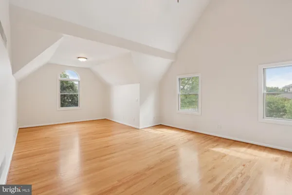 $879,900 | 308 Detjen Drive, Hockessin, DE 19707