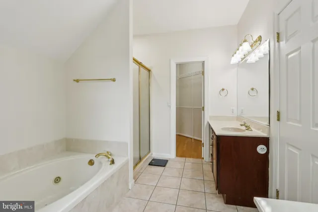 $879,900 | 308 Detjen Drive, Hockessin, DE 19707