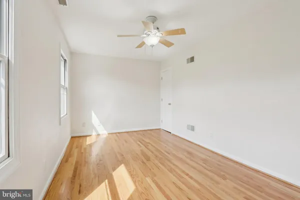 $879,900 | 308 Detjen Drive, Hockessin, DE 19707