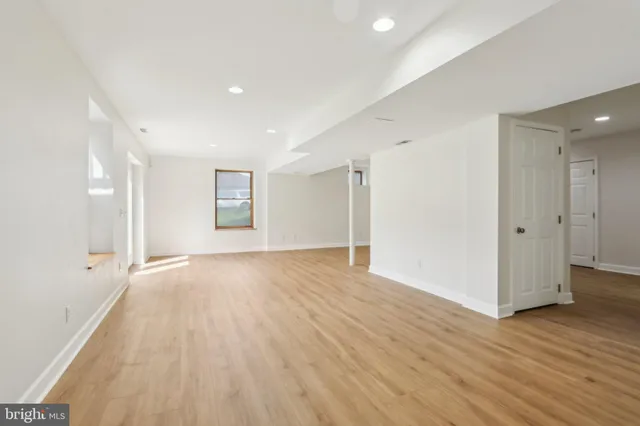 $879,900 | 308 Detjen Drive, Hockessin, DE 19707