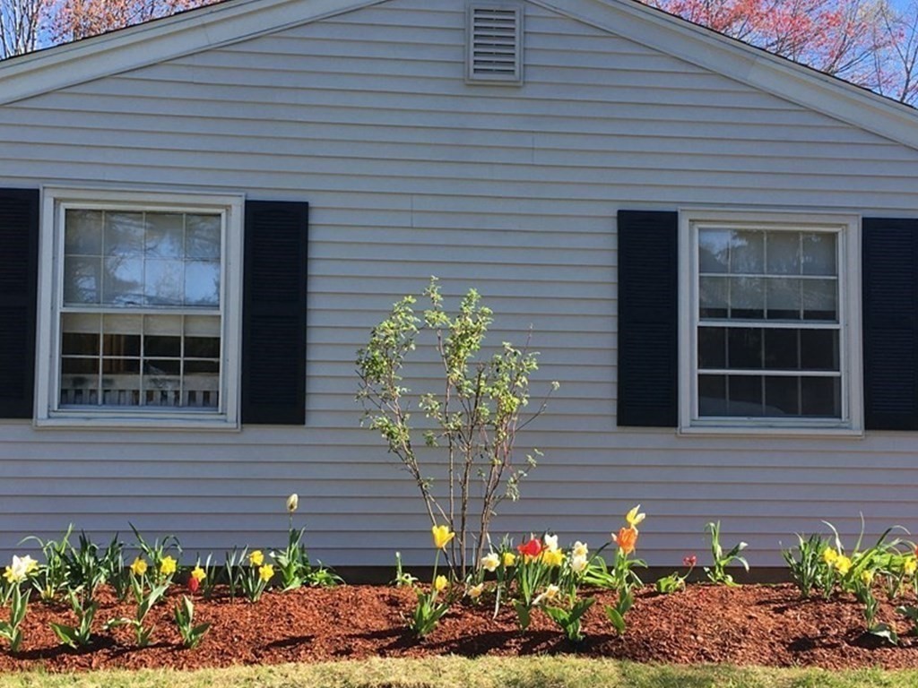 2 Howard Road Chelmsford, MA 01824 - Photo 25 of 32