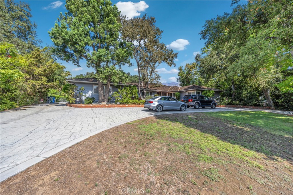 827 Hampton Road Arcadia, CA 91006 - Photo 8 of 37 a view of street with parked cars