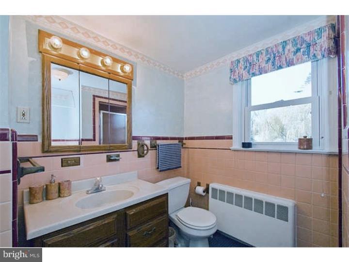 1212 Ellston Road Havertown, PA 19083 - Photo 11 of 16 Bathroom