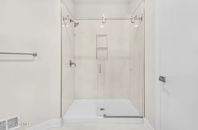 $449,900 | 605 Valley Pointe Drive, Schenectady, NY 12309