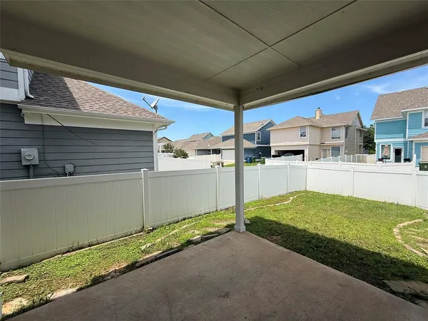 $2,050 | 10301 Waterbury Drive, Providence Village, TX 76227