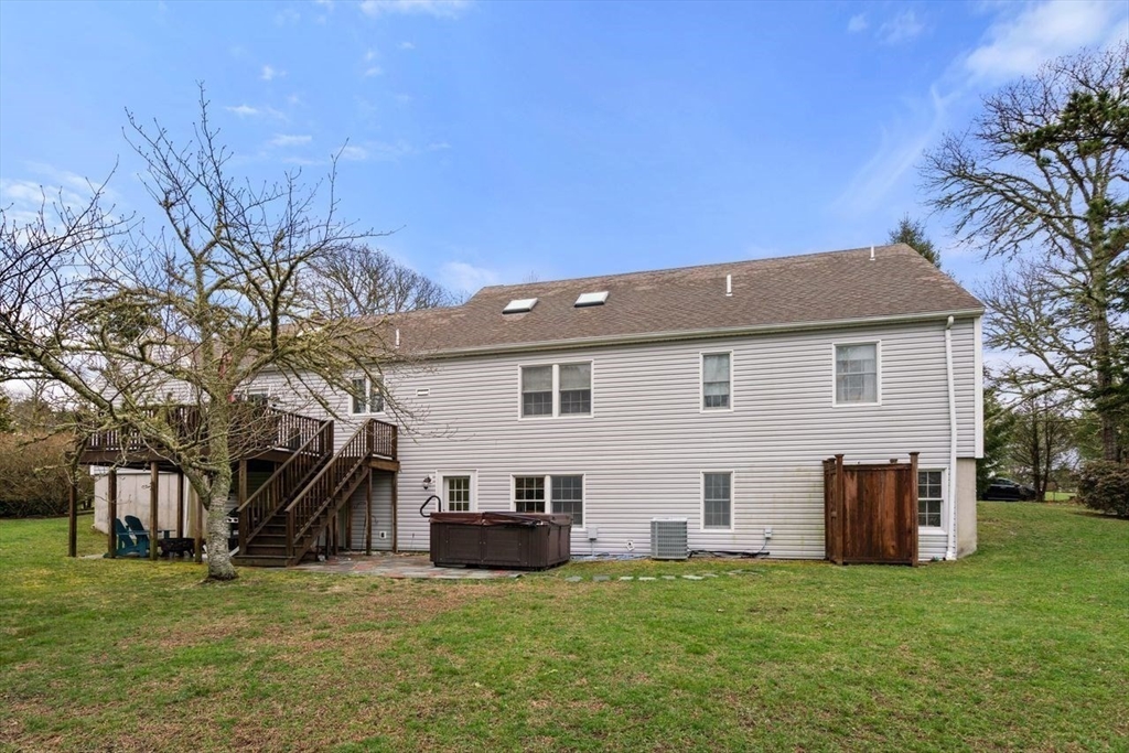 17 Joshua Jethro Road Harwich, MA 02645 - Photo 5 of 40