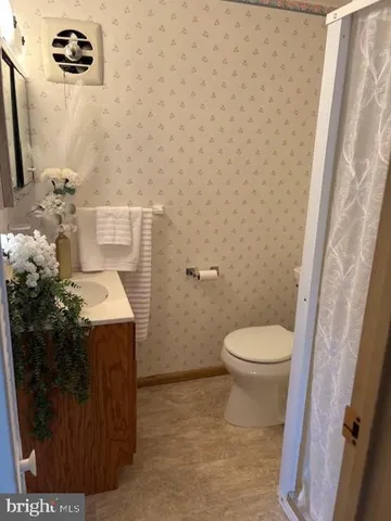 $2,450 | 7 Larchwood Road, Reading, PA 19610